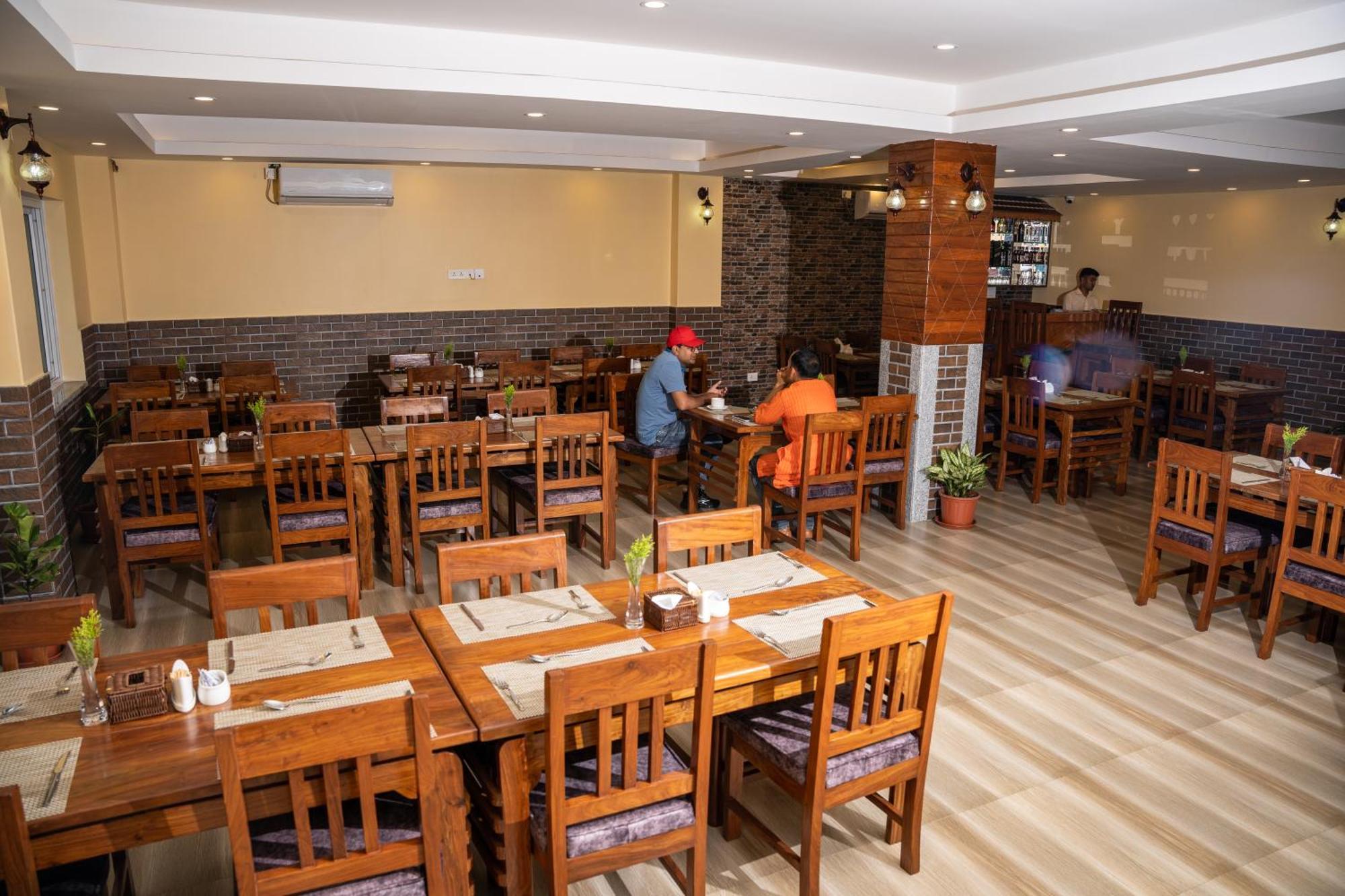 Hotel Hidden Kingdom Pokhara Esterno foto