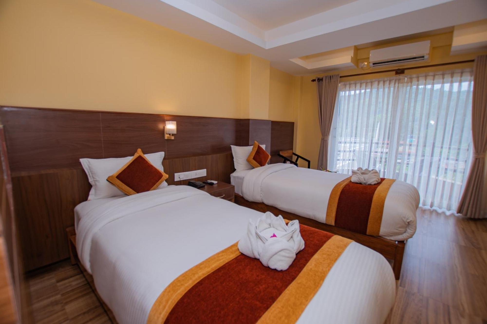 Hotel Hidden Kingdom Pokhara Esterno foto