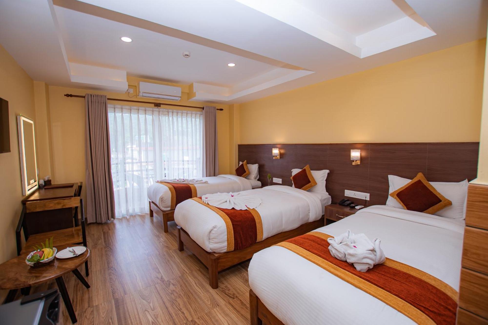 Hotel Hidden Kingdom Pokhara Esterno foto