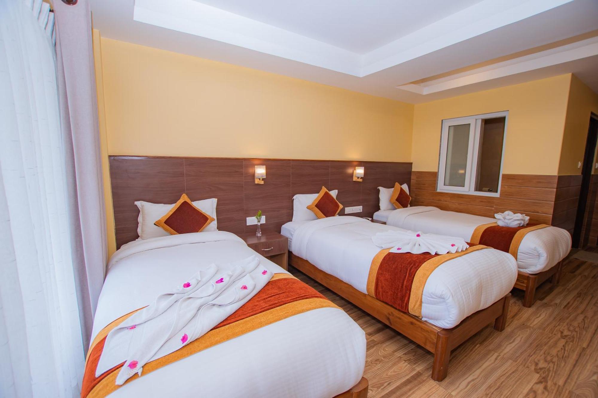 Hotel Hidden Kingdom Pokhara Esterno foto