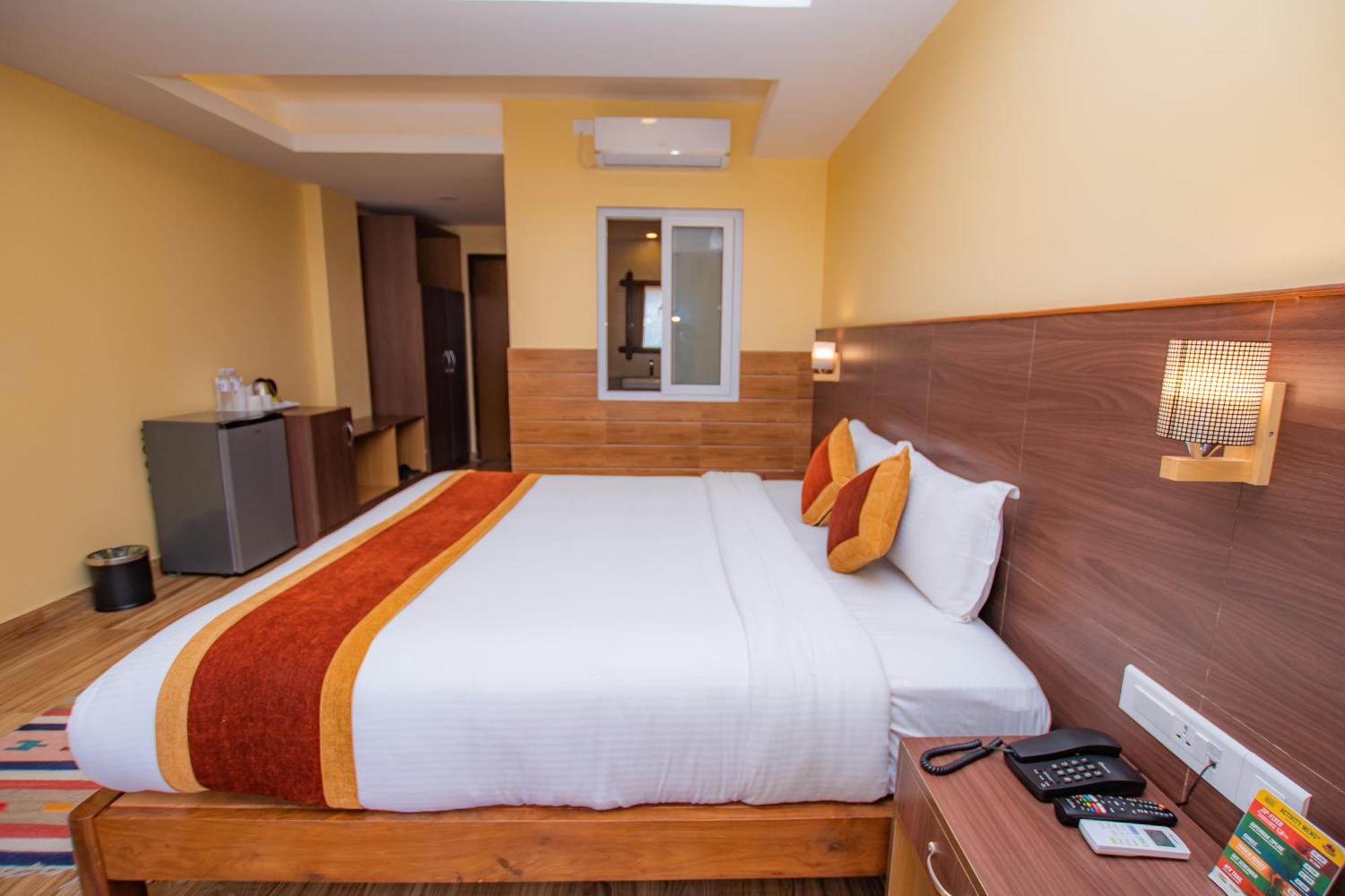 Hotel Hidden Kingdom Pokhara Esterno foto