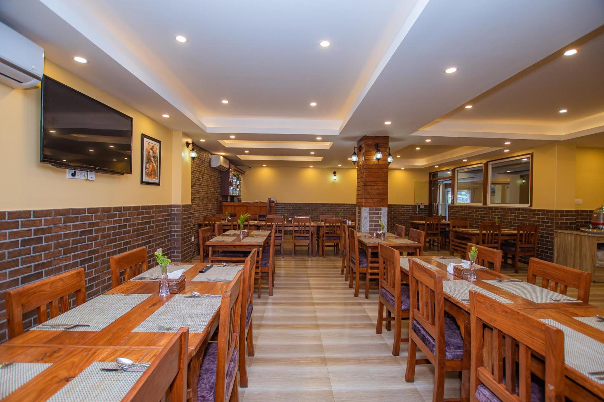 Hotel Hidden Kingdom Pokhara Esterno foto