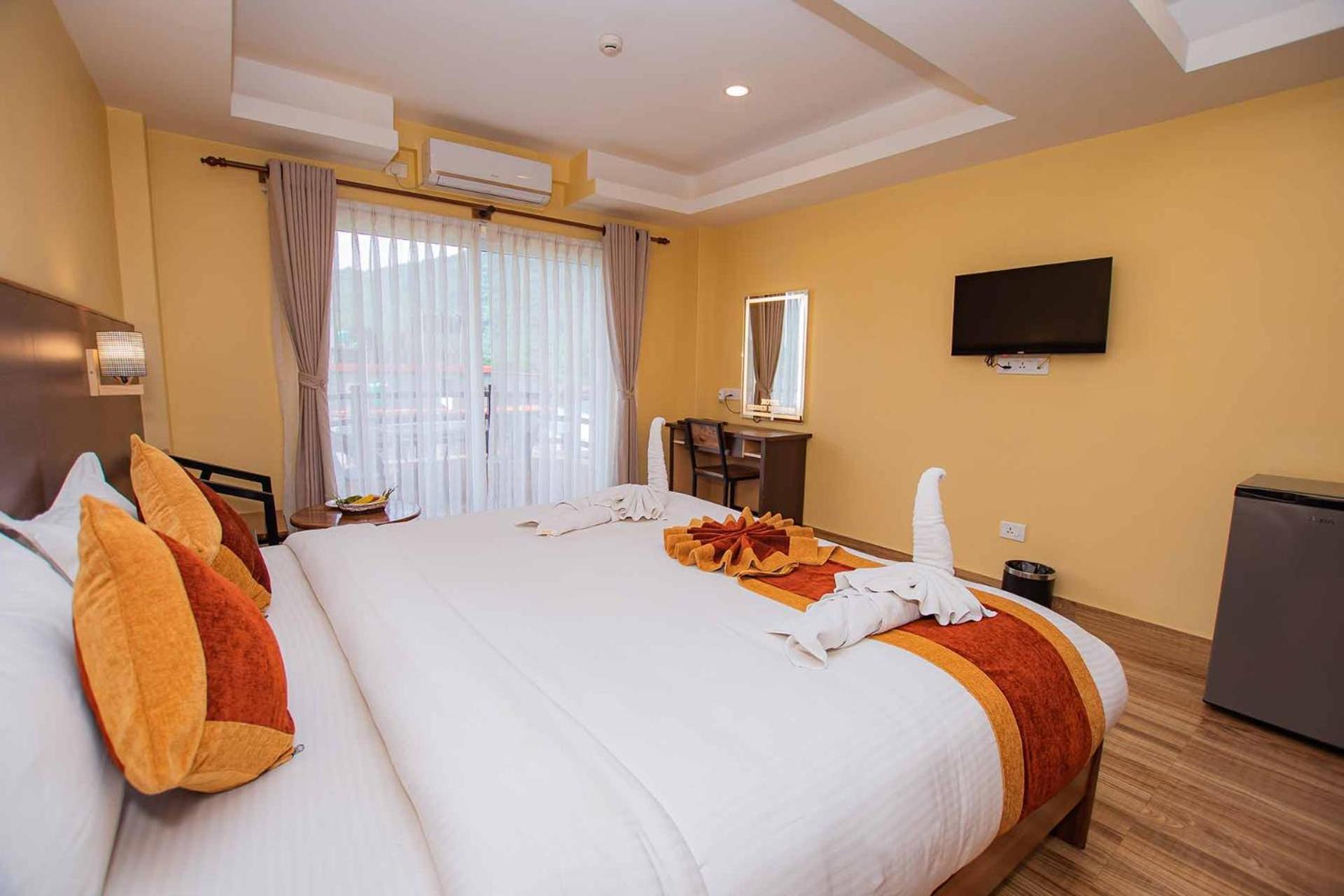 Hotel Hidden Kingdom Pokhara Esterno foto