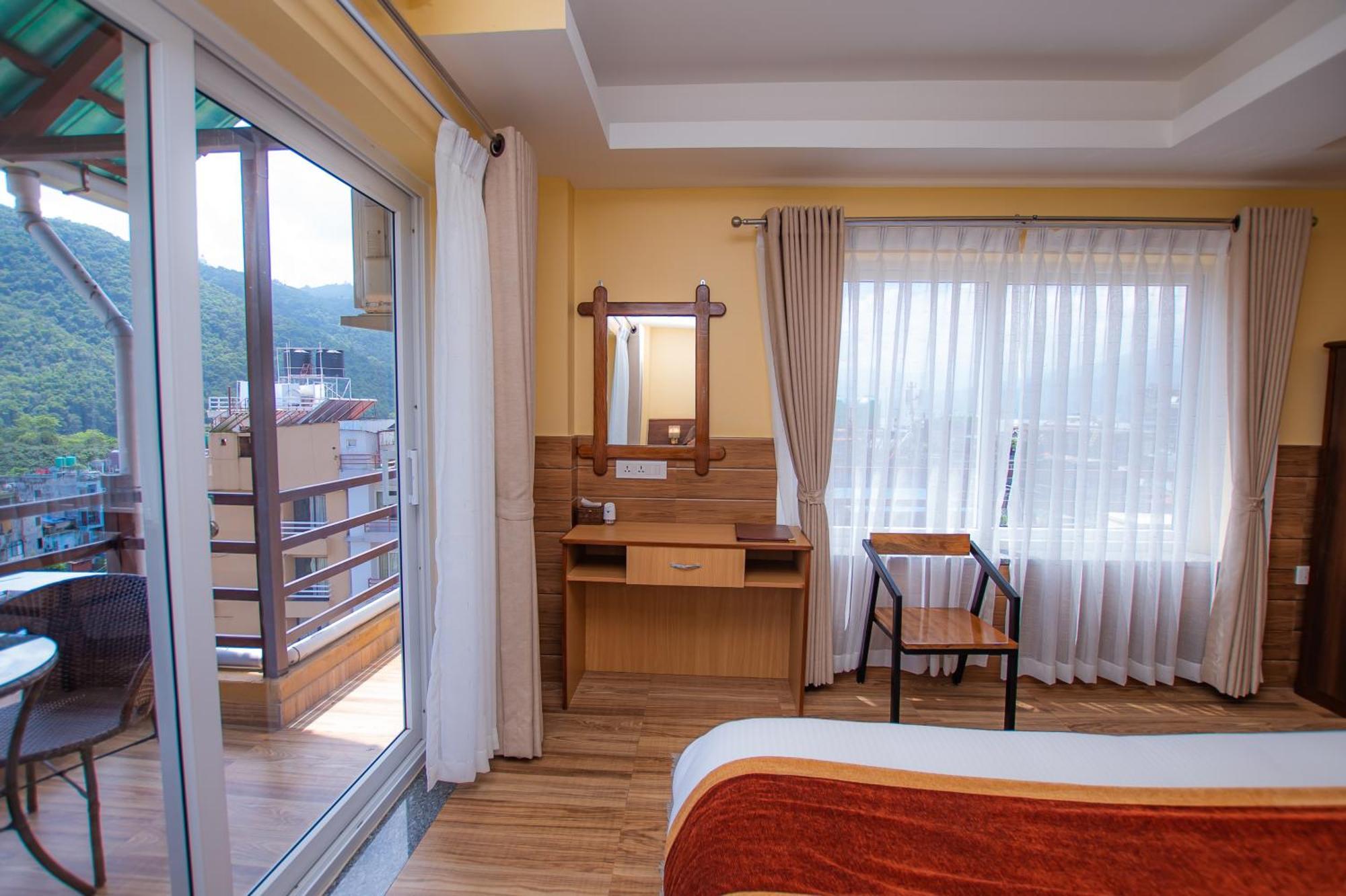 Hotel Hidden Kingdom Pokhara Esterno foto